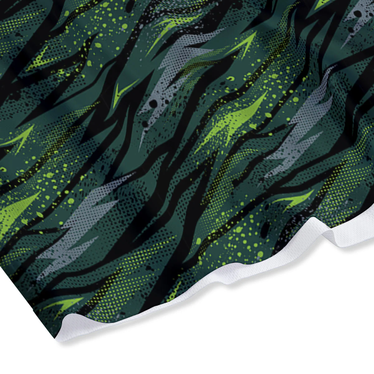 Abstract Green Lightning Print Pattern Mesh Shorts - Image 4