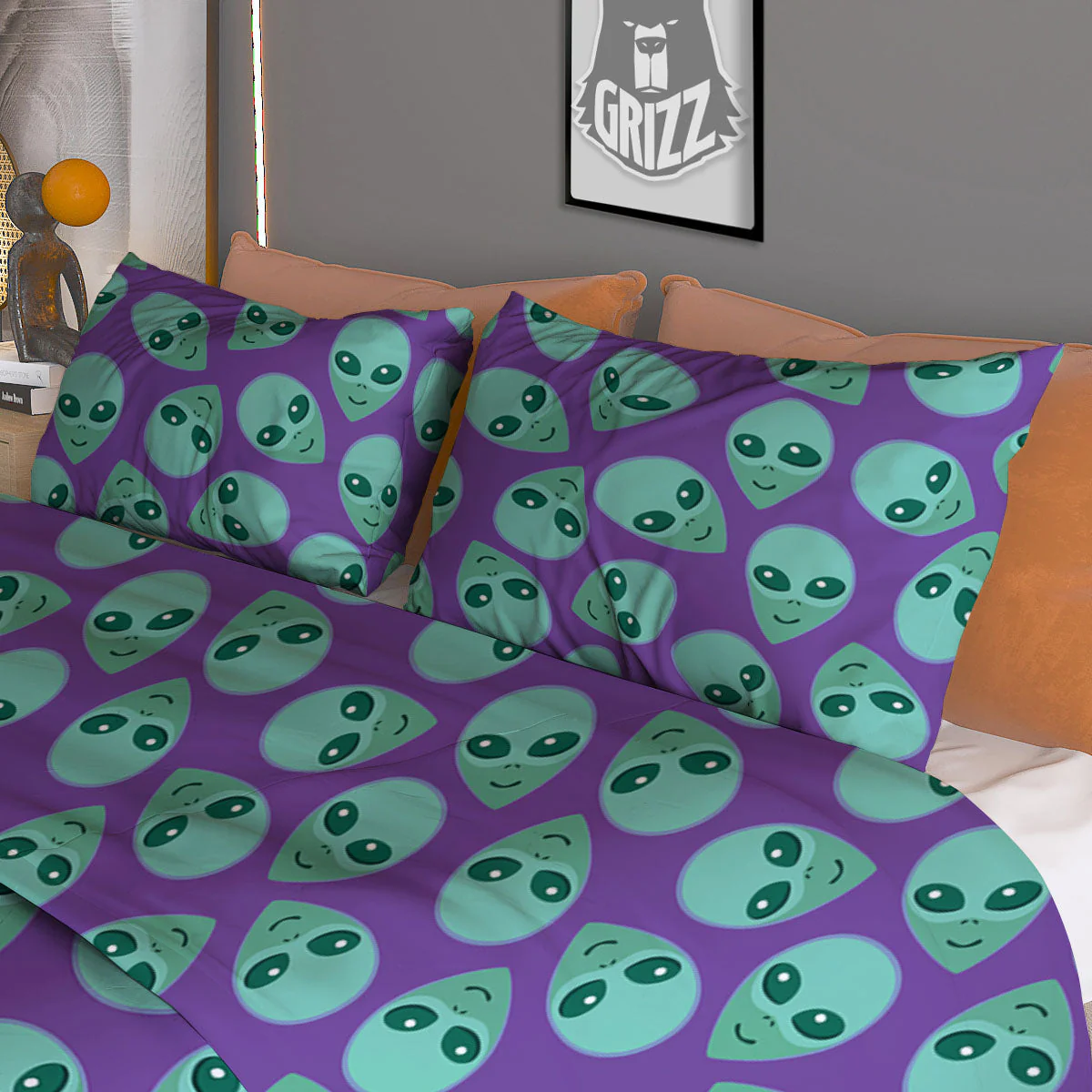 Alien Face Purple Print Pattern Duvet Cover Bedding Set - Image 3