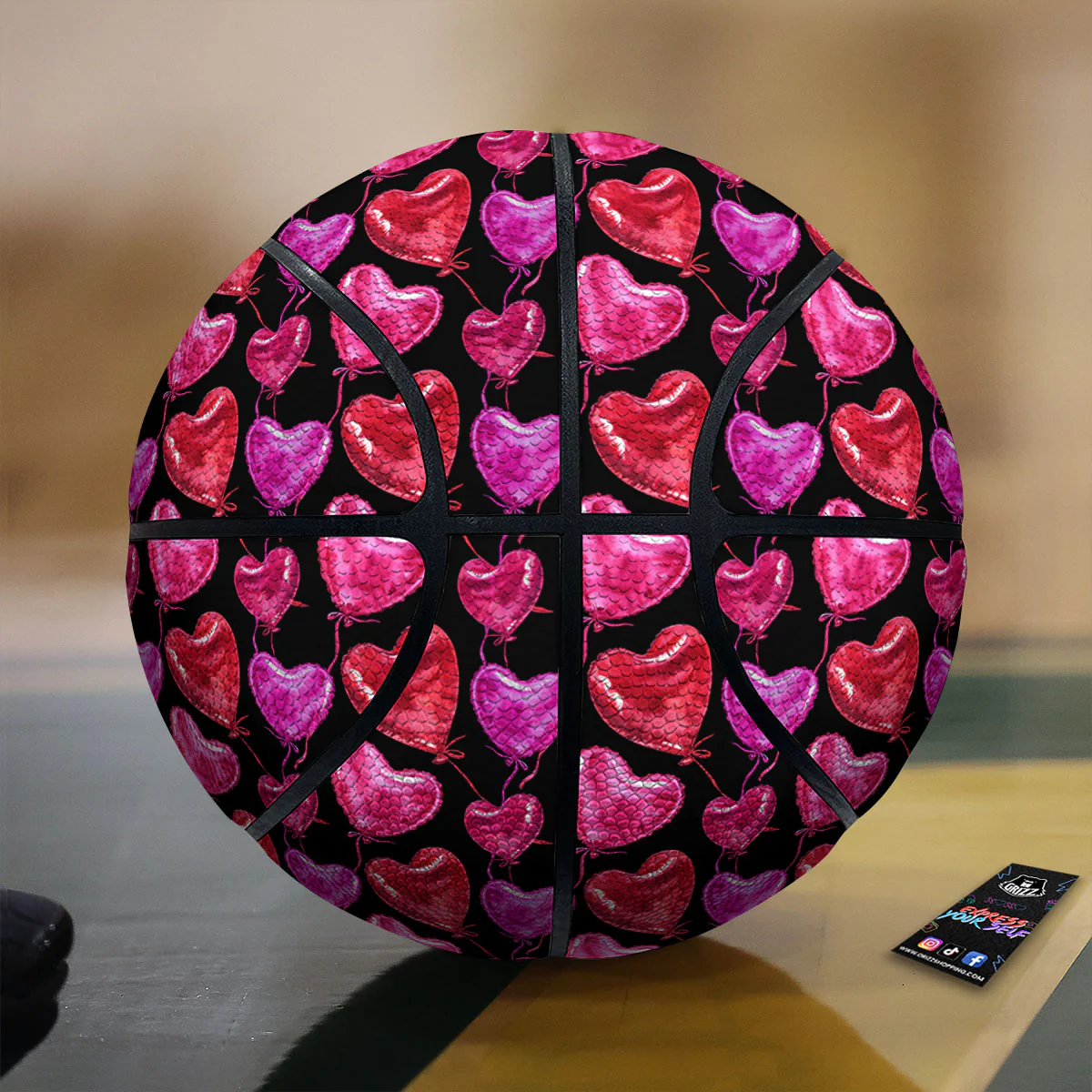 Balloon Red Heart Print Pattern Basketball