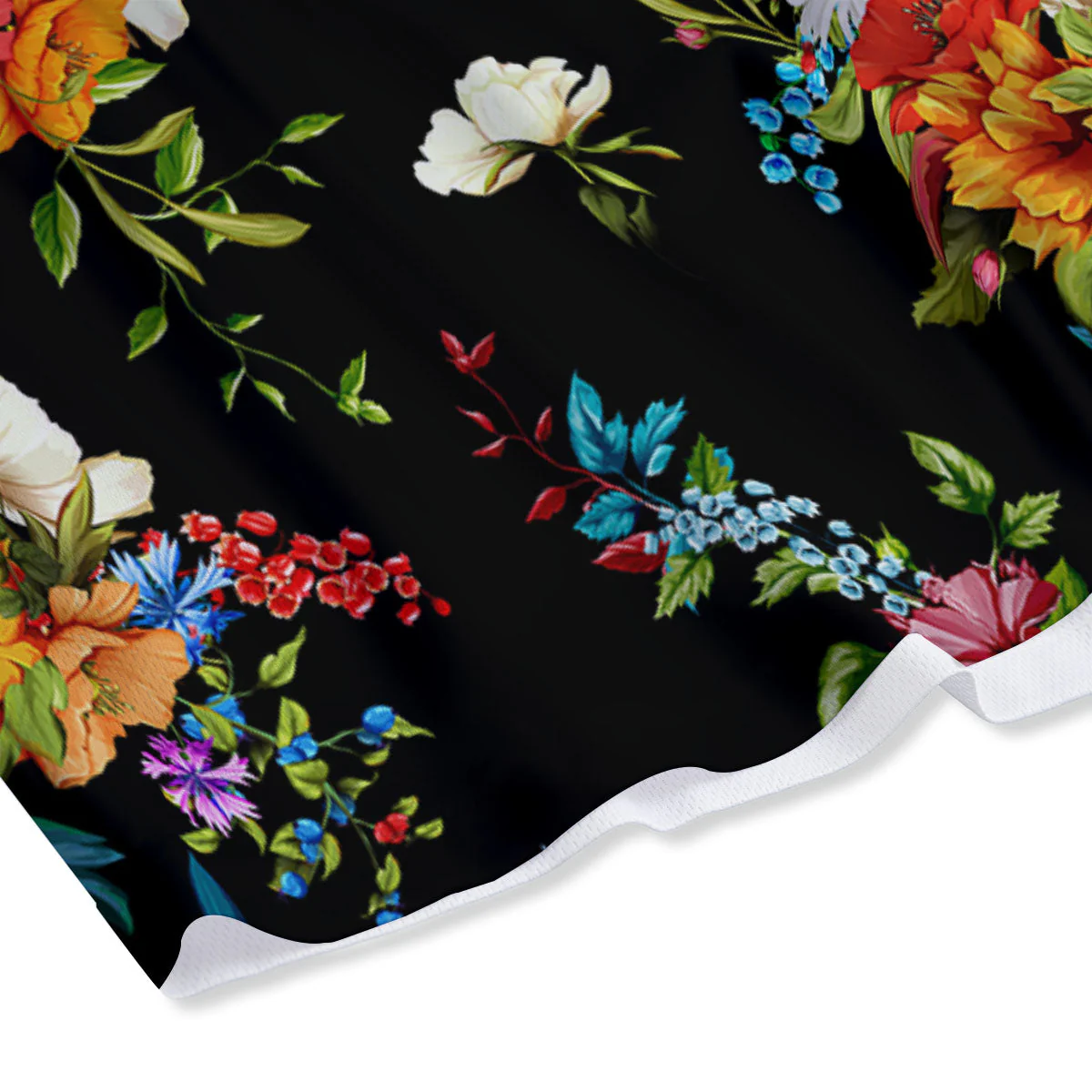 Chamomile And Poppy Print Pattern Mesh Shorts - Image 4