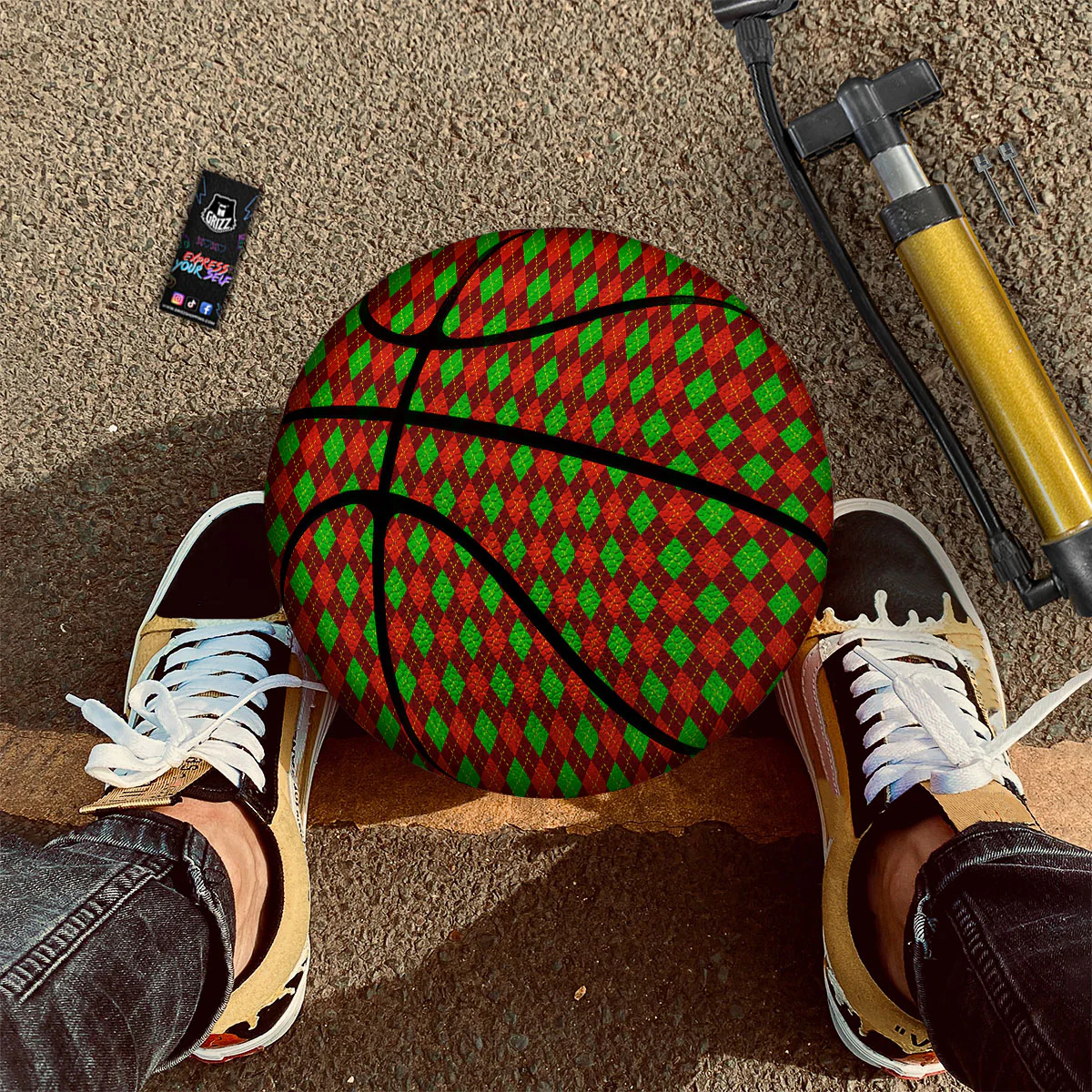 Christmas Argyle Red And Green Print Basketball - Image 2