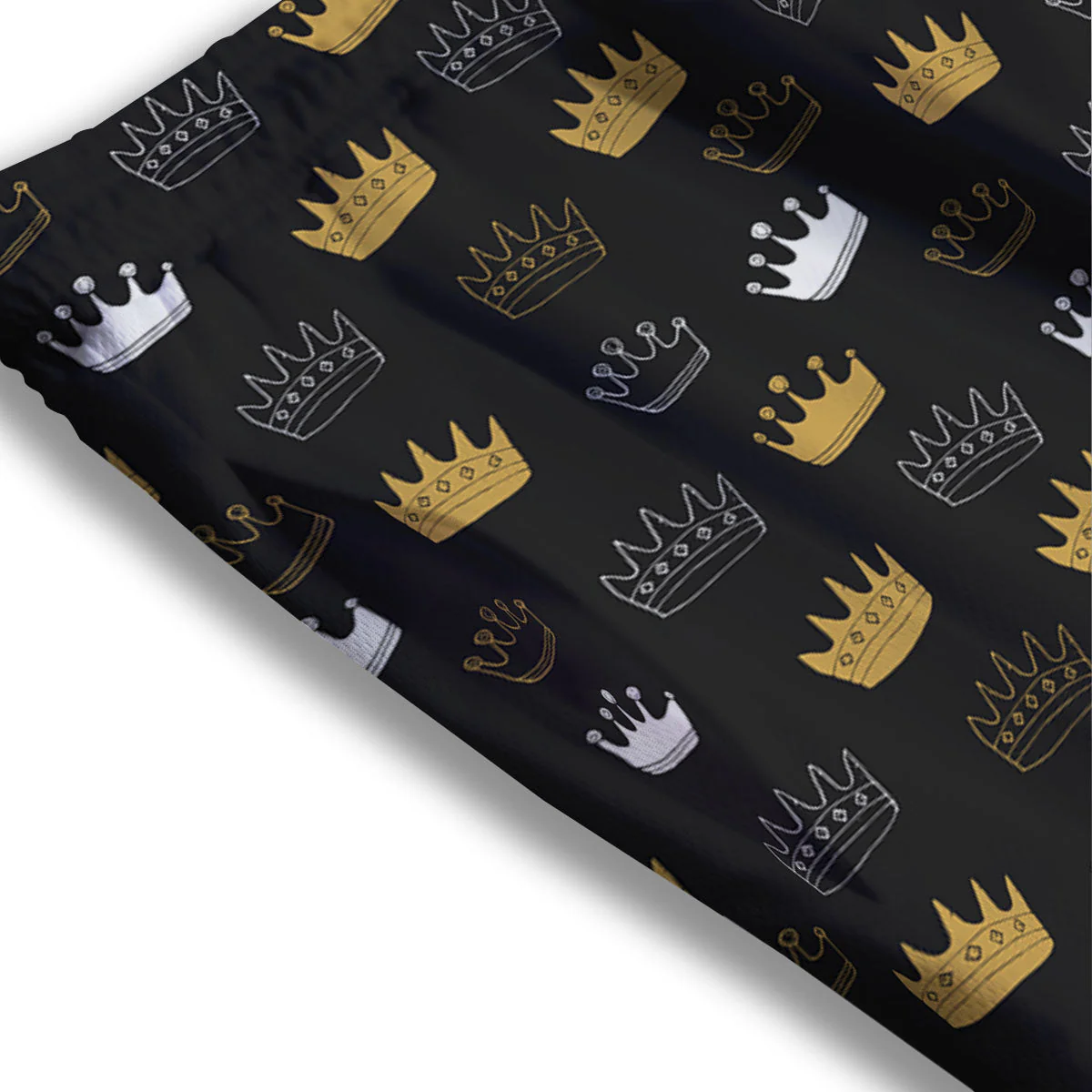 Crown Doodle Print Pattern Mesh Shorts - Image 3