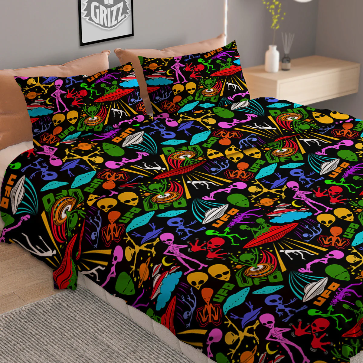 Extraterrestrial Aliens Colorful Print Pattern Duvet Cover Bedding Set - Image 2