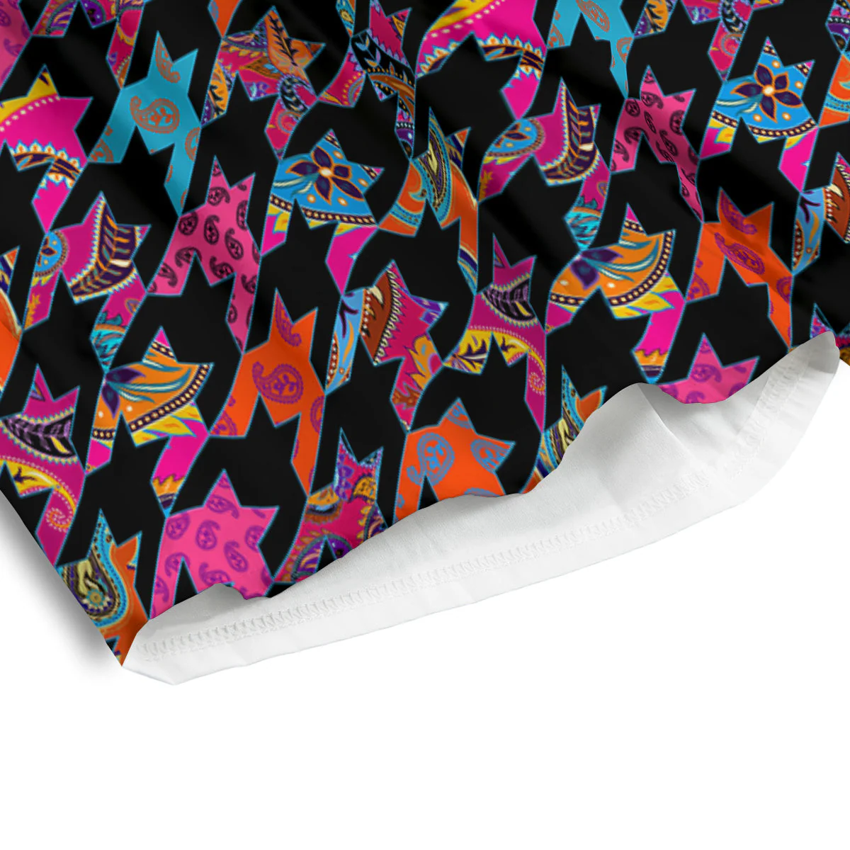 Geometrical Houndstooth And Paisley Print Pattern Men's Athletic Shorts - Image 4