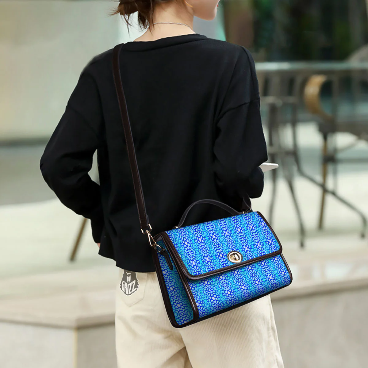 Giraffe Turquoise Print Pattern Women's Satchel Bag - Image 3