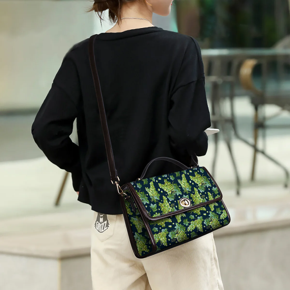 Grape Watercolor Print Pattern Women's Satchel Bag - Image 3