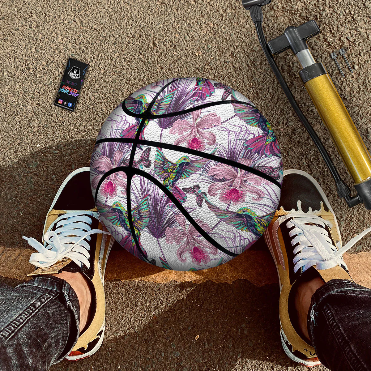 Hummingbird And Pink Flowers Print Basketball - Image 2