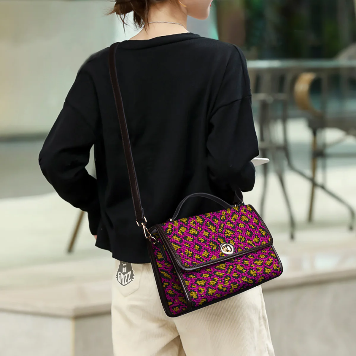 Knitted Wild Pink Leopard Print Pattern Women's Satchel Bag - Image 3