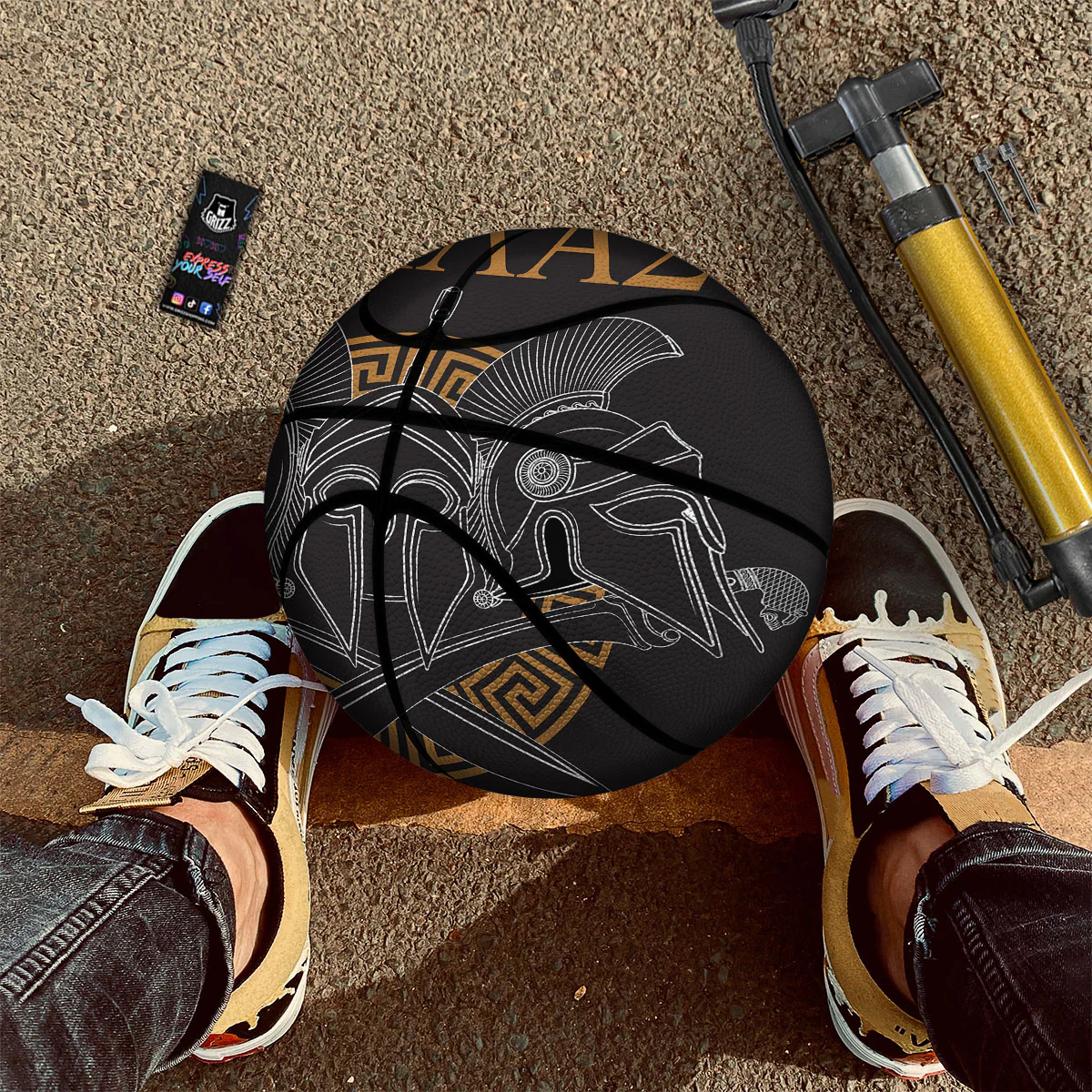 Labe Spartan Molon Print Basketball - Image 2