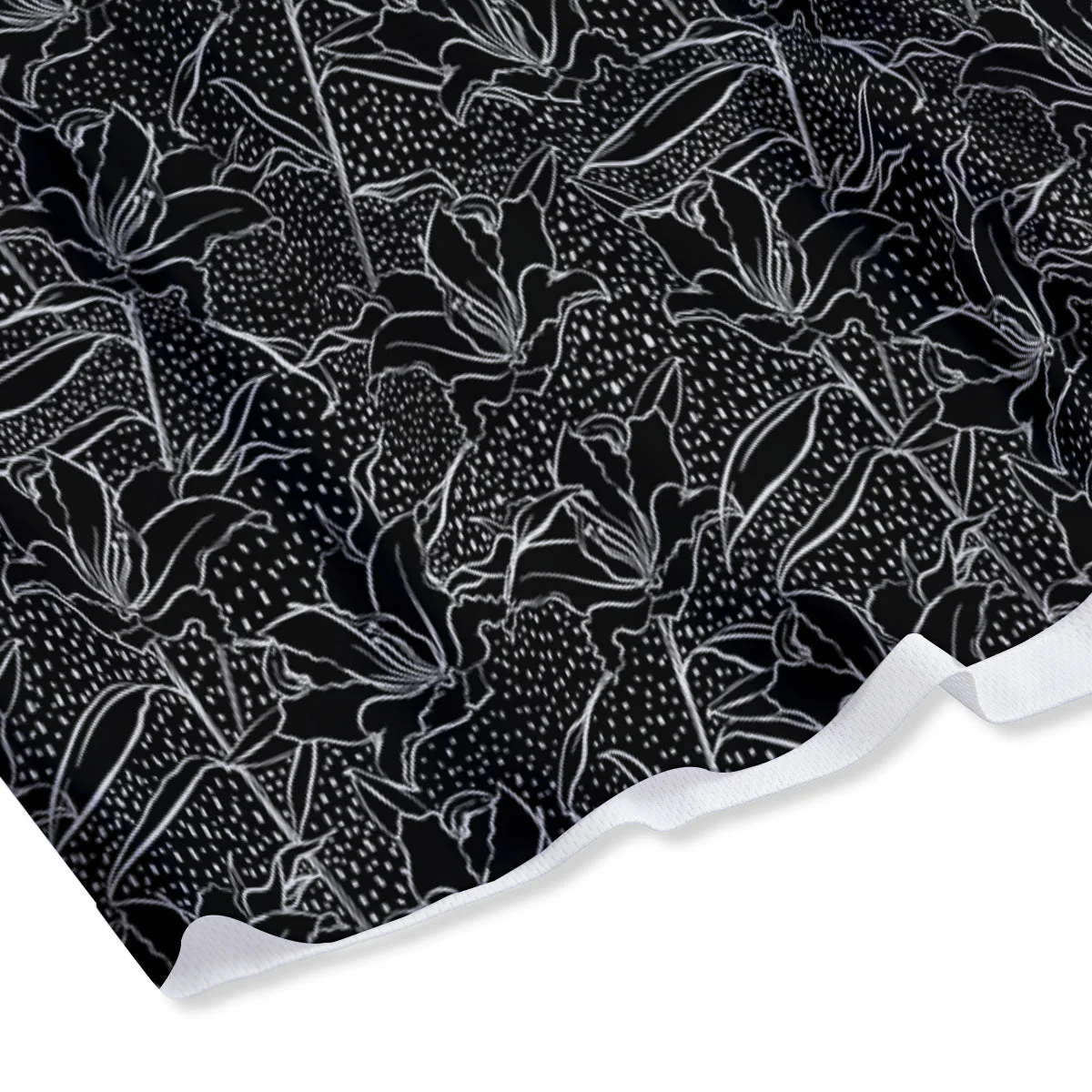Lily Black And White Print Pattern Mesh Shorts - Image 4