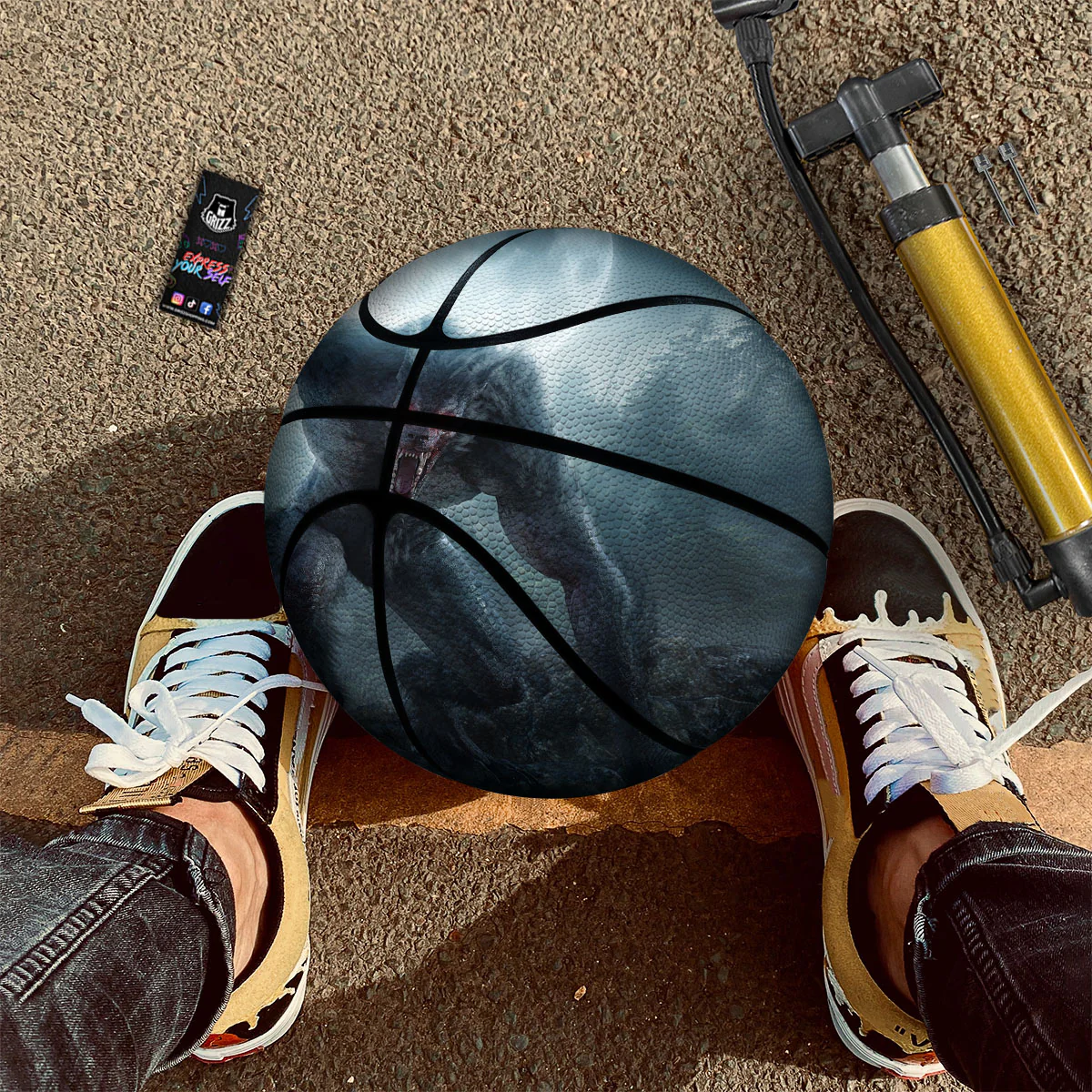 Lycan werewolf And Full Moon Print Basketball - Image 2