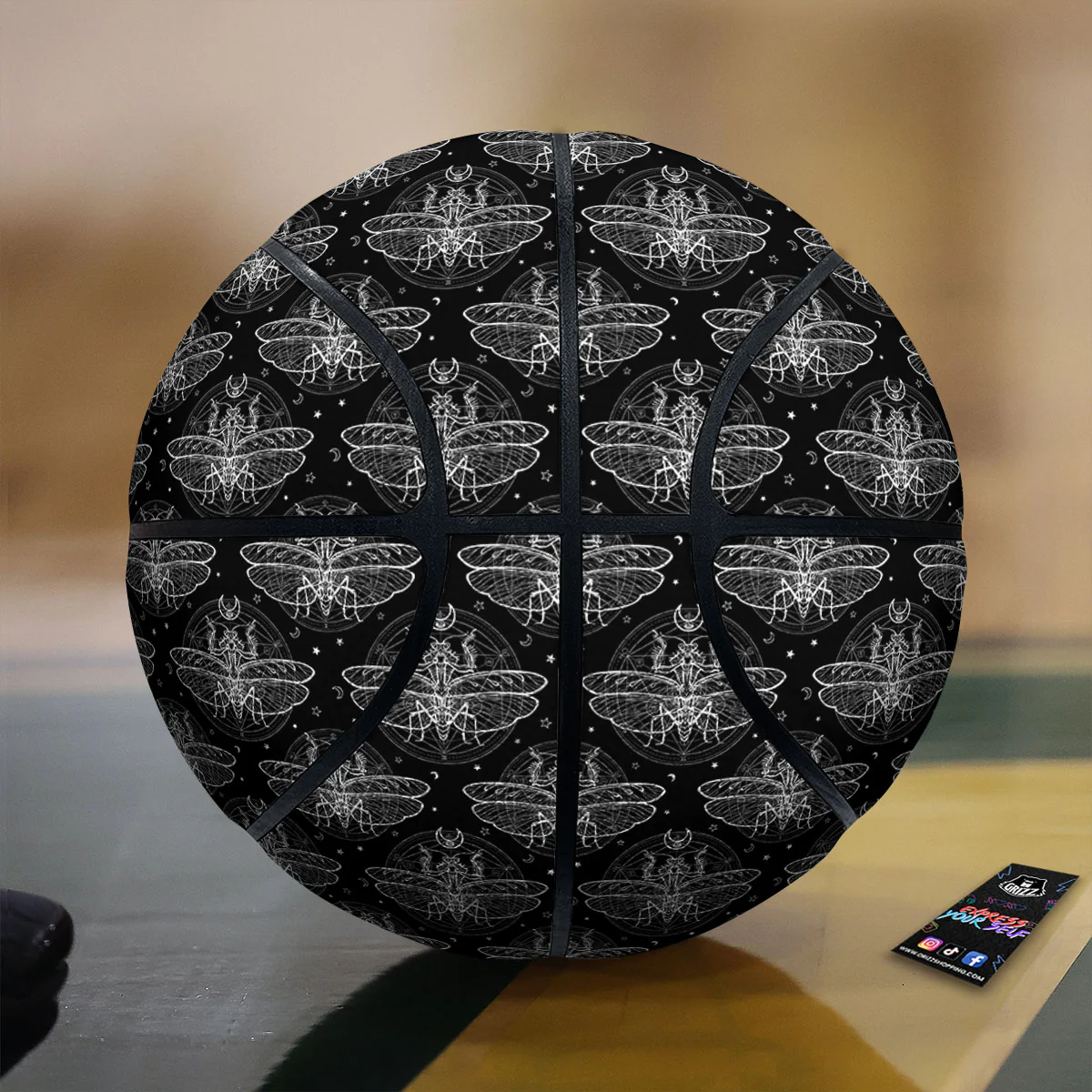 Mantis Animal Print Pattern Basketball