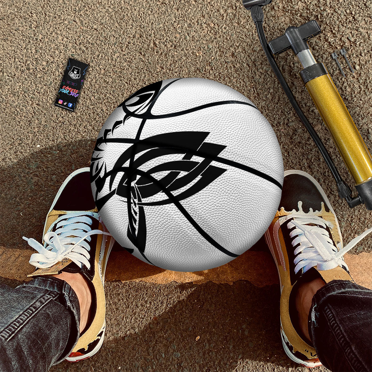 Mantis Spirit White And Black Print Basketball - Image 2