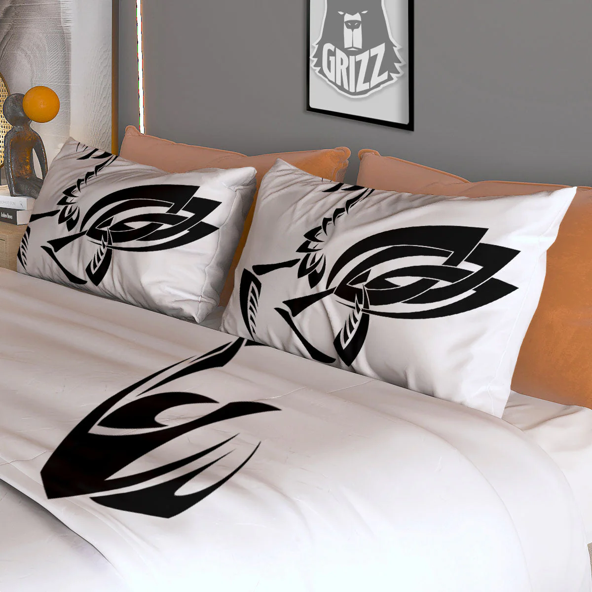 Mantis Spirit White And Black Print Duvet Cover Bedding Set - Image 3