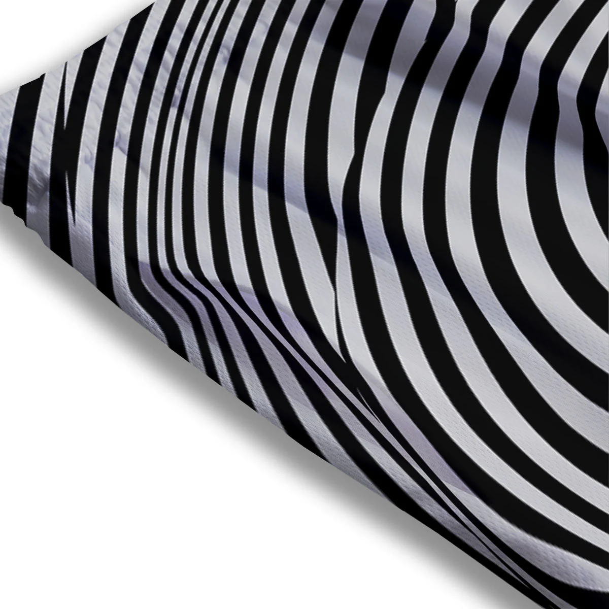 Optical illusion Black And White Print Mesh Shorts - Image 3