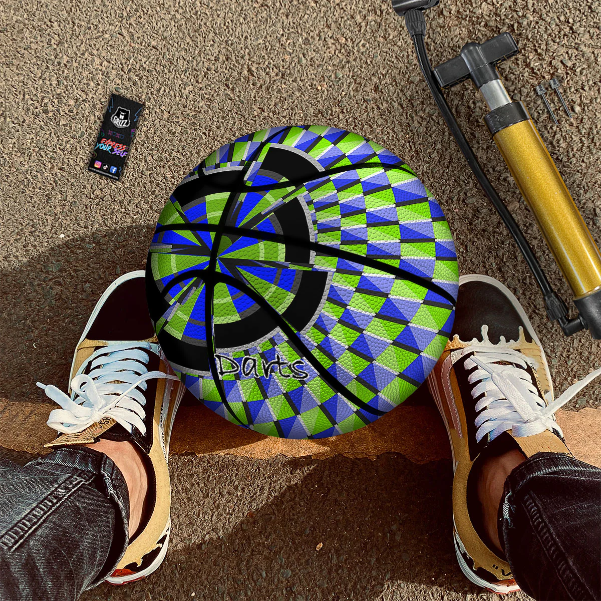 Optical Illusion Dartboard Moving Basketball - Image 2