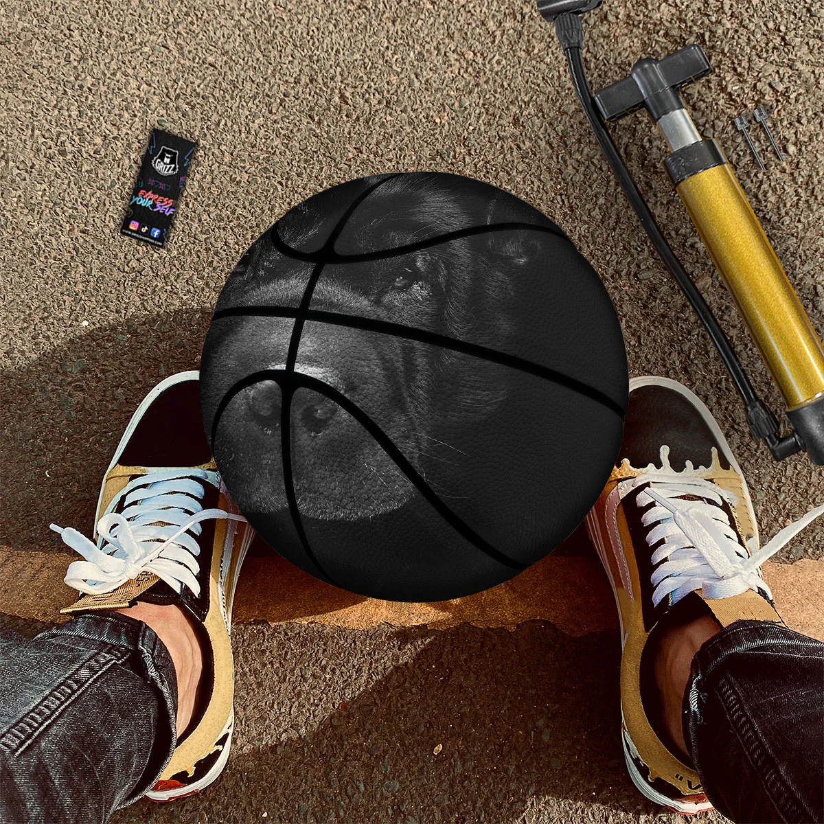 Pei Shar Monochrome Print Basketball - Image 2
