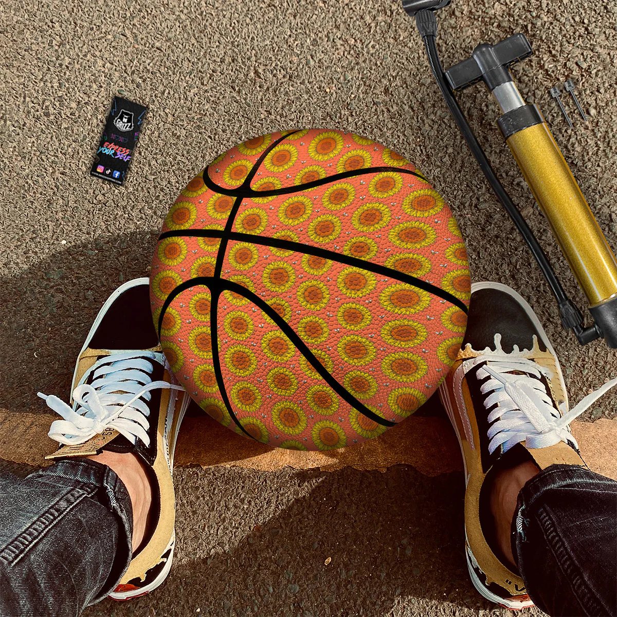 Sunflower Classic Vintage Print Pattern Basketball - Image 3