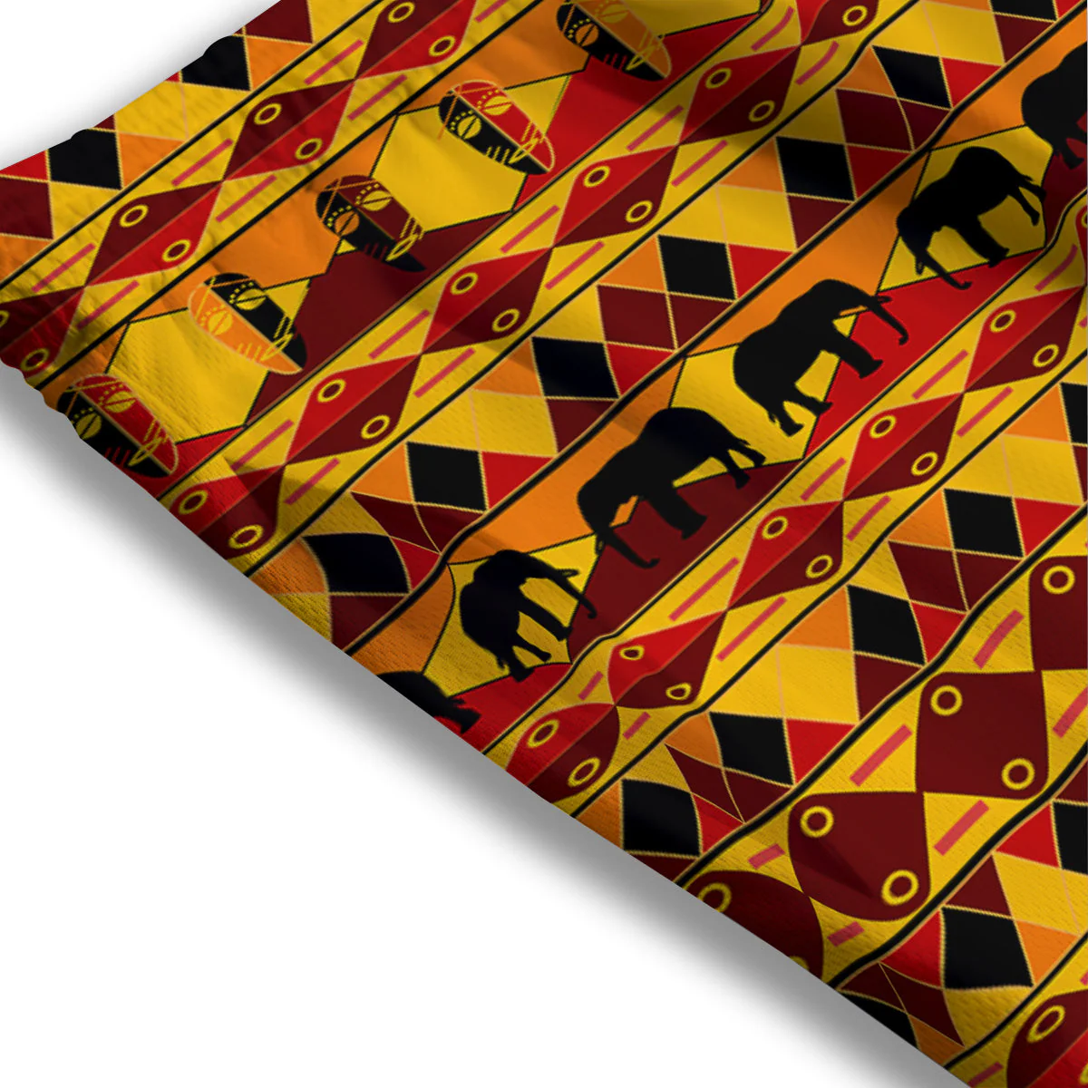 Traditional African Ethnic Print Pattern Mesh Shorts - Image 3
