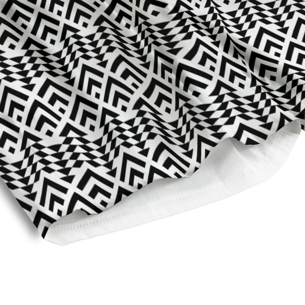 Tribal Maori Print Pattern Men's Athletic Shorts - Image 4