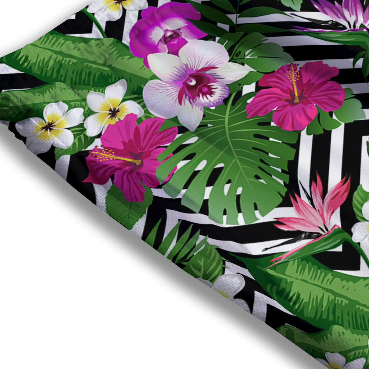 Tropical Zig Zag Print Pattern Mesh Shorts - Image 3