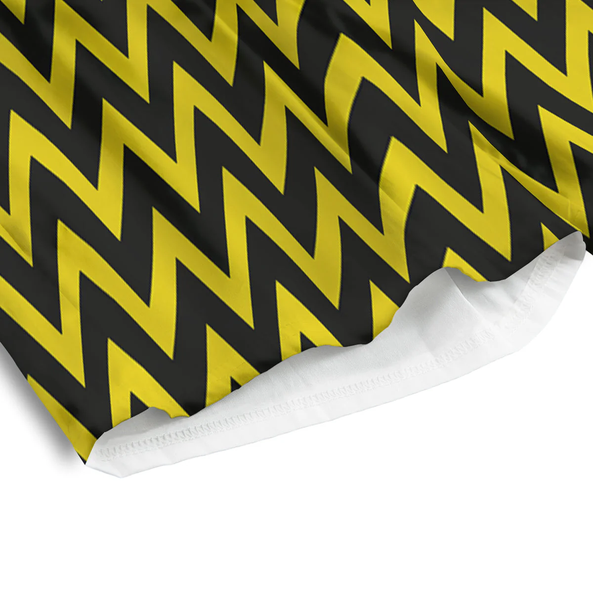 Zigzag Yellow And Black Print Pattern Men's Athletic Shorts - Image 4